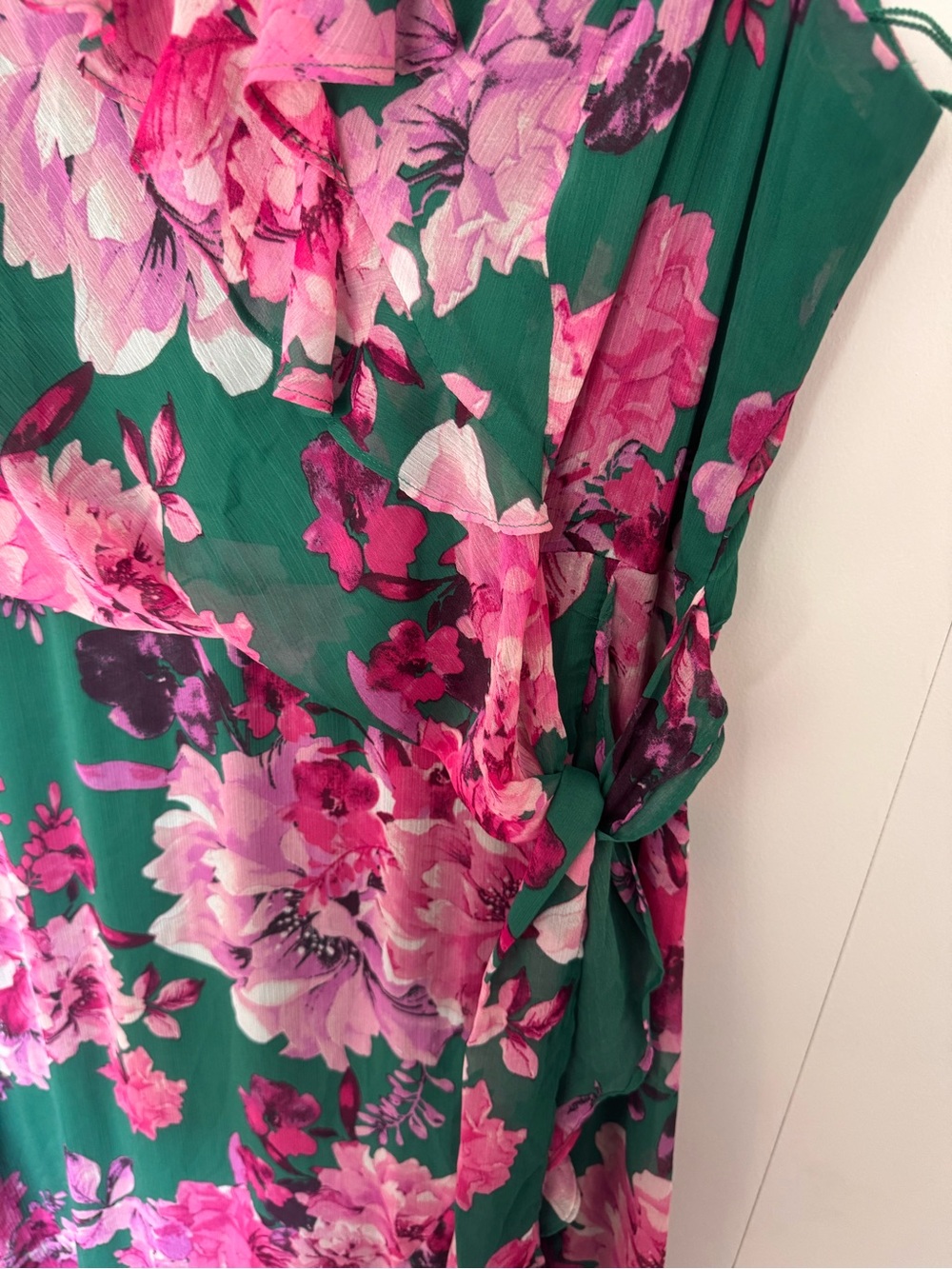 London Times Floral Faux Wrap Ruffle Hem Midi Maxi Dress Green Pink Size 18 - Picture 6 of 7